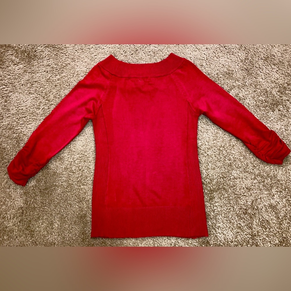 Red boat neck holiday top